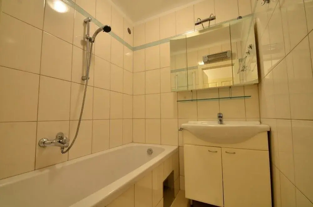 All-in Work & Study City Studio Apartment