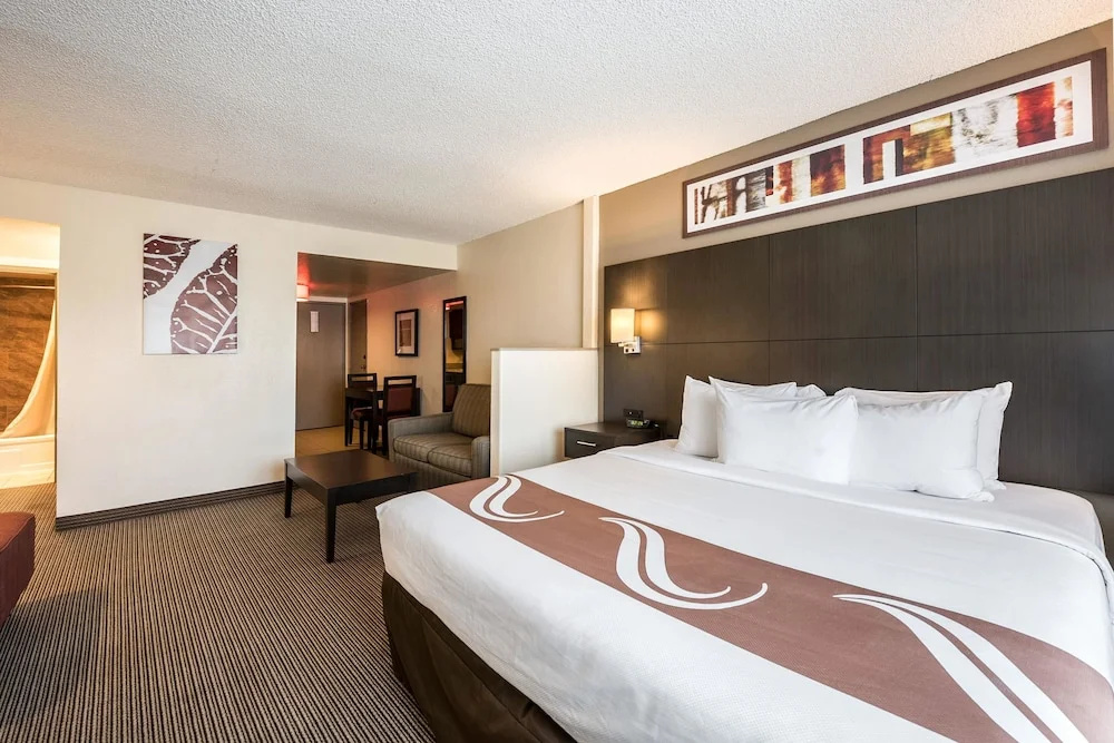 Rodeway Inn