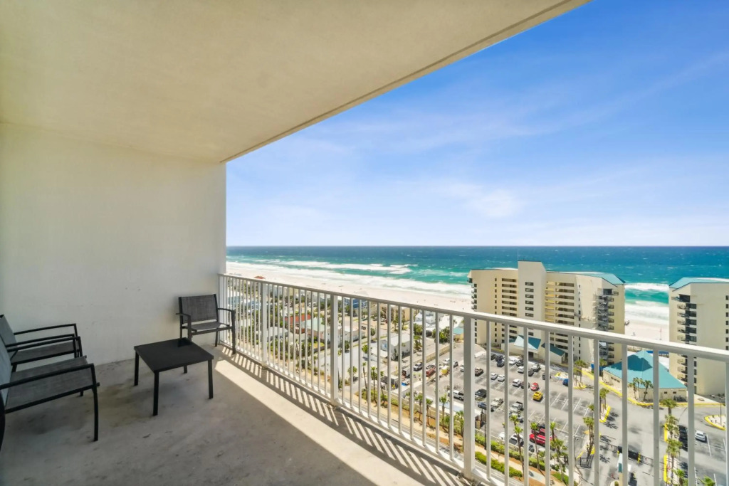 Laketown Wharf Beach Resort