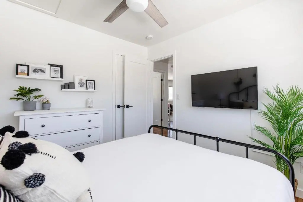 Well-Stocked, Family Friendly Home on the Westside STR-1669
