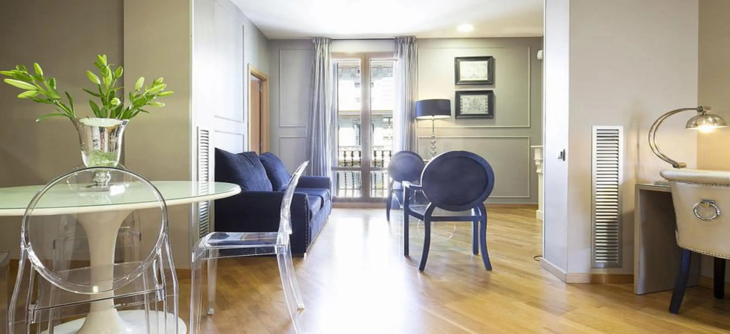 Vale Suites