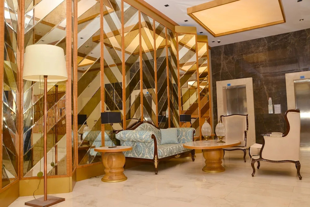 Double Park Suites