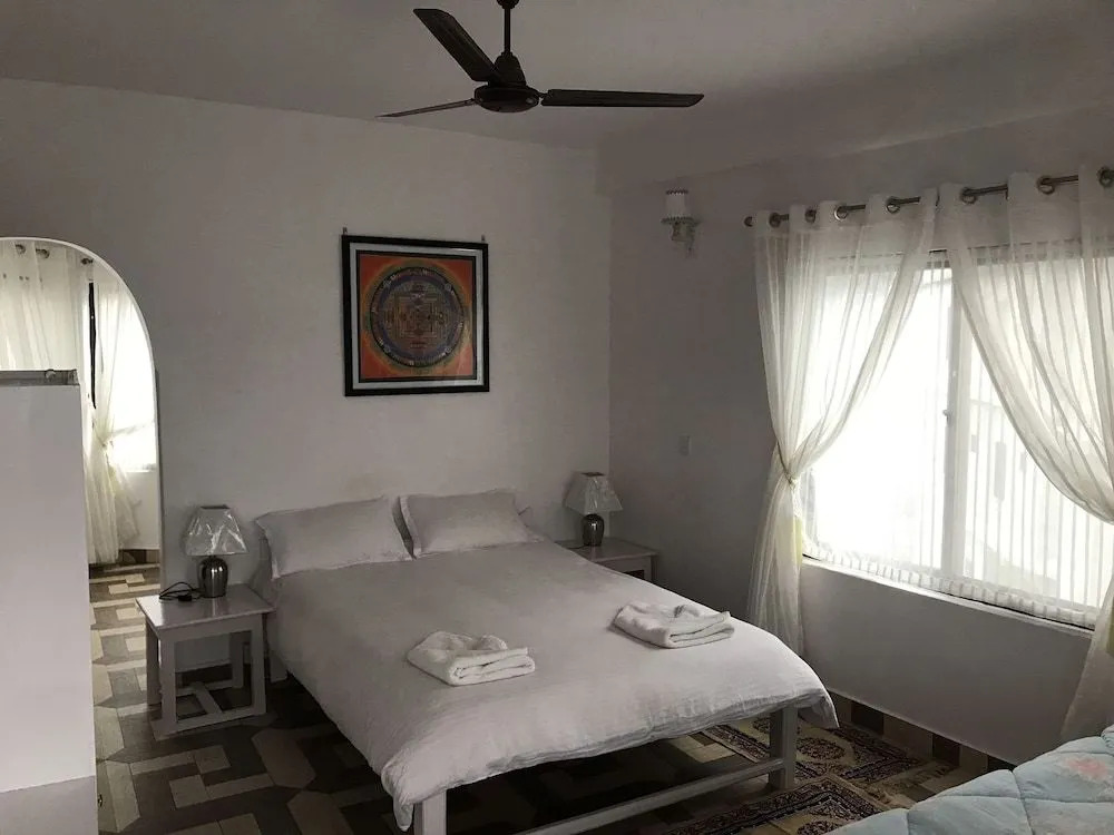 Lake Boutique Hotel