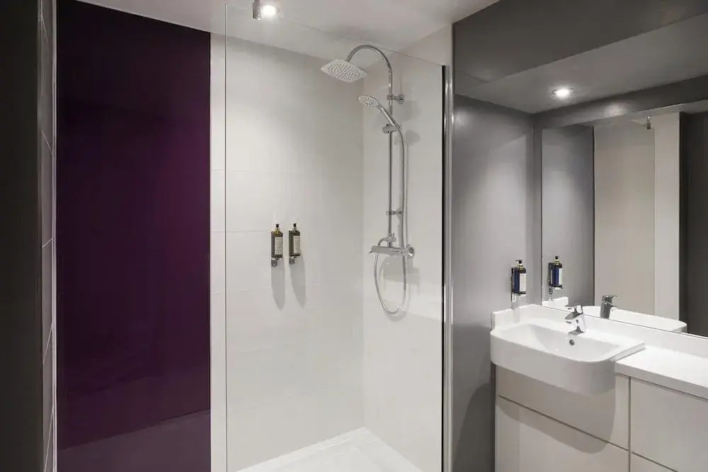 Premier Inn Abingdon - A34