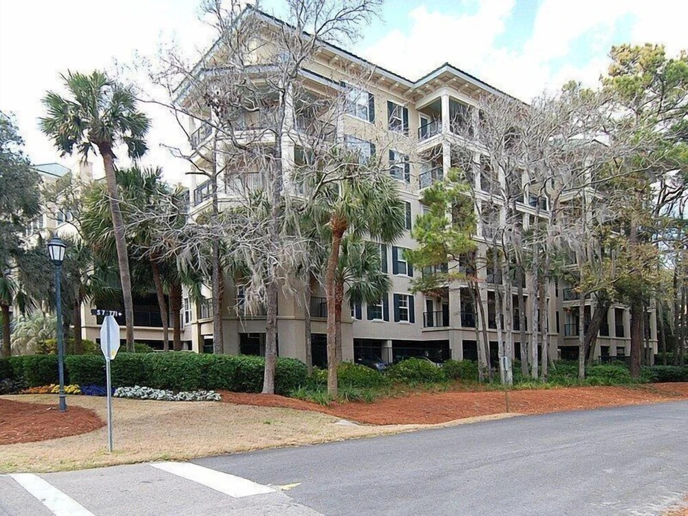 North Shore Pl 305