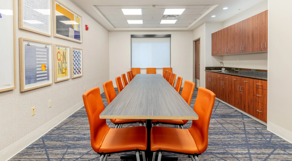 Holiday Inn Express Hotel & Suites Medford-Central Point by IHG