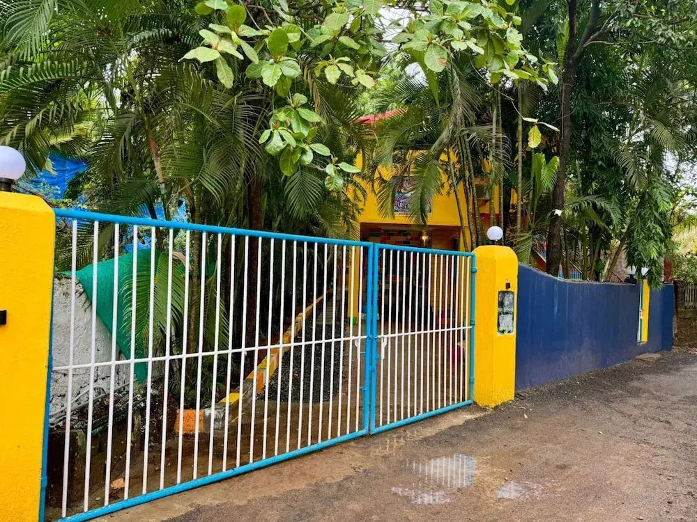 Paradise A Social Hostel