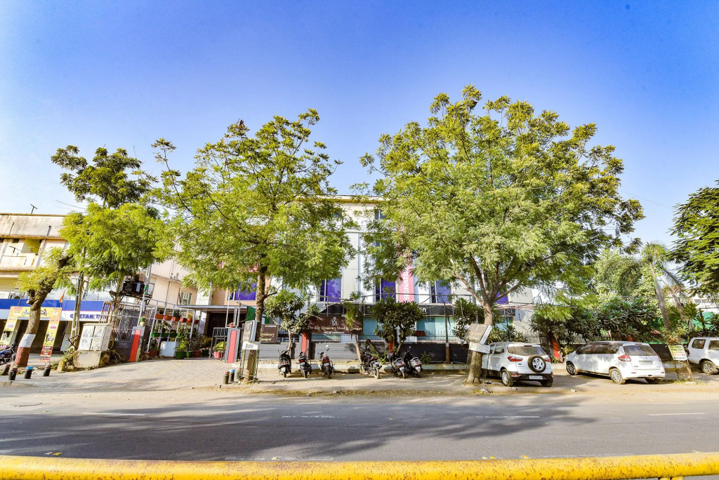 Treebo Trend Kia Residency