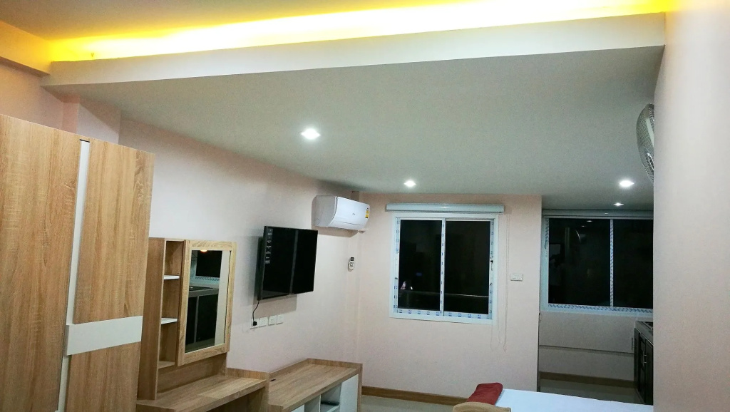 Walking Street Residence - Boutique Suites near the Beach & Walking Street