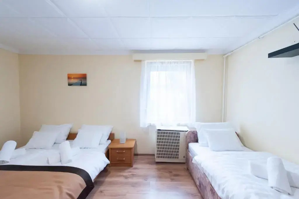 Bier-Lak Apartman House 71