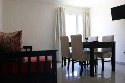 Breeze Apart Hotel