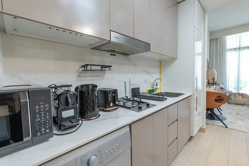 Nasma Holiday Homes - Azizi Riviera 6
