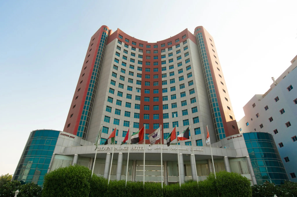Crown Palace Hotel