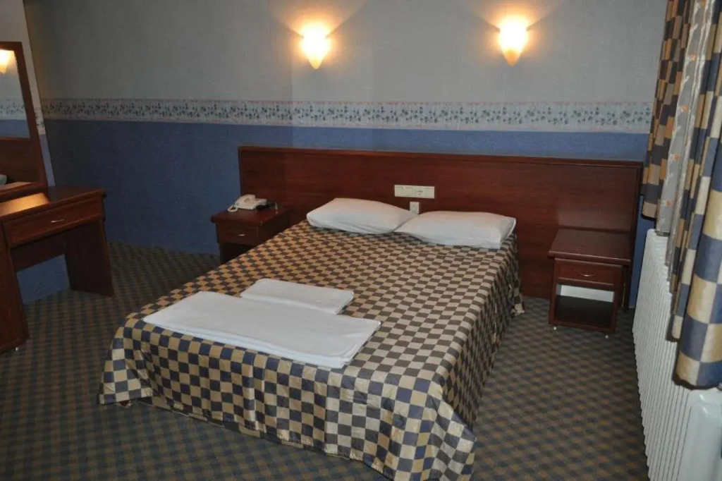 Saray Hotel