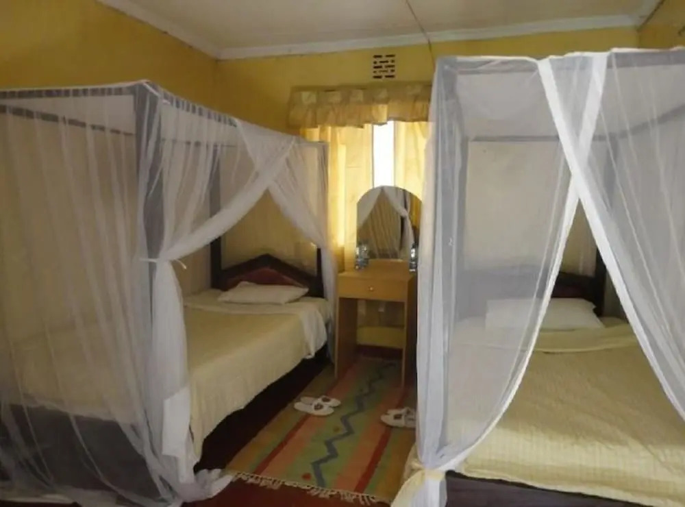 Kileleoni Mara Gateway House