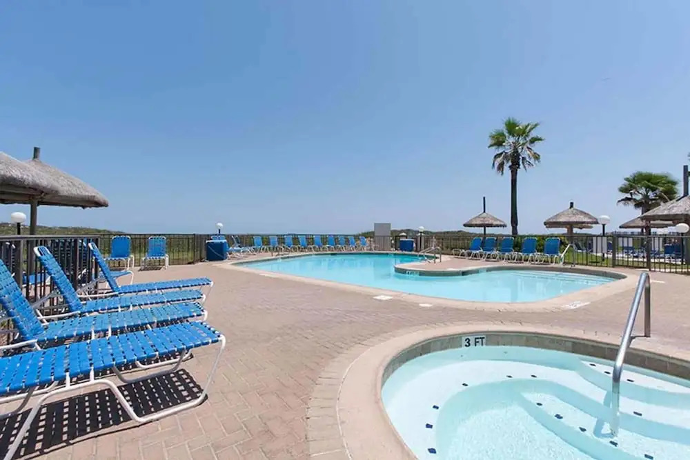 Saida Royale Condominium 9044-45