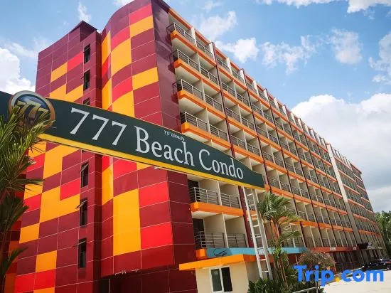 Thai Studio Condotel 777 Apartments are located next to the longest and cleanest beach