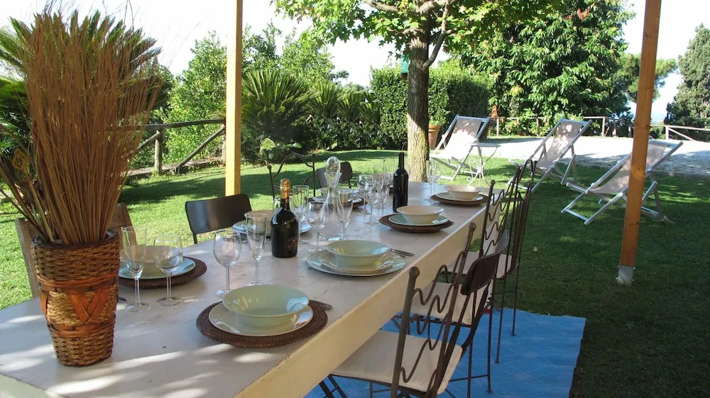 Villa Oliveto