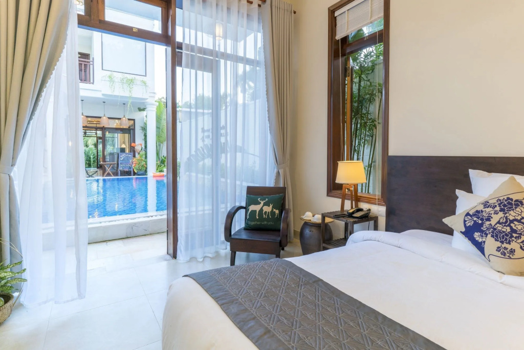 Riverside Hamlet Homestay & Villa