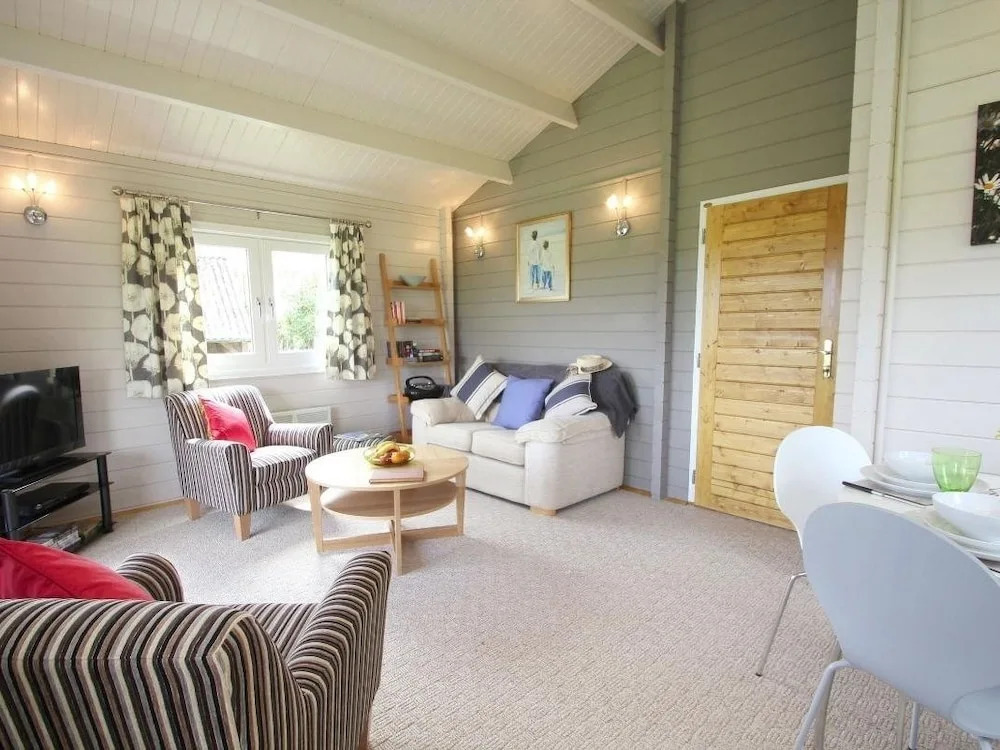 Daisy Lodge