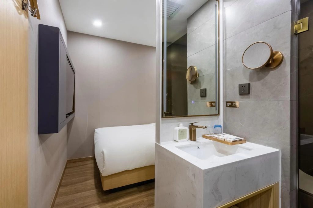 cheermay hotels (Yonghe Palace, Dongzhimen Street, Beijing)