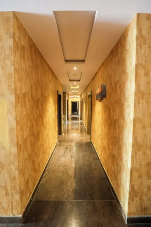 Hotel Veda Resort