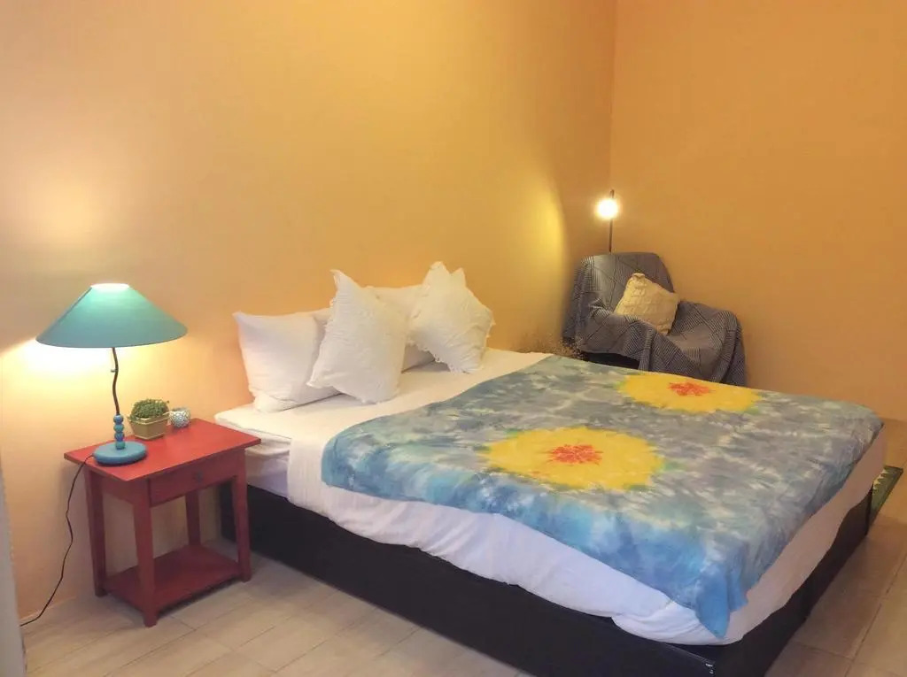 28 Path Inn