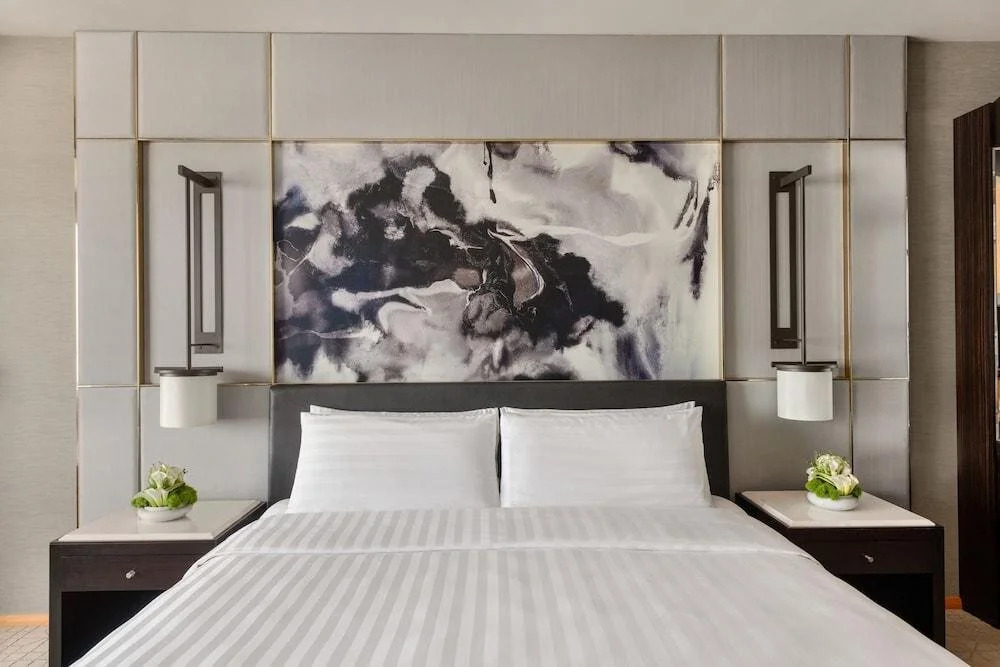 Shangri-La Apartments