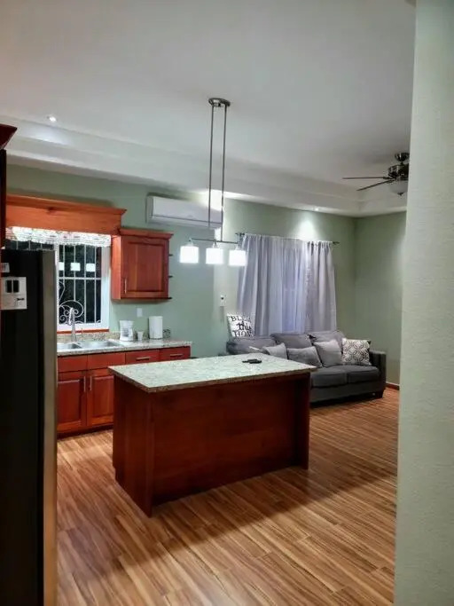 Authentic 4 bedroom house !