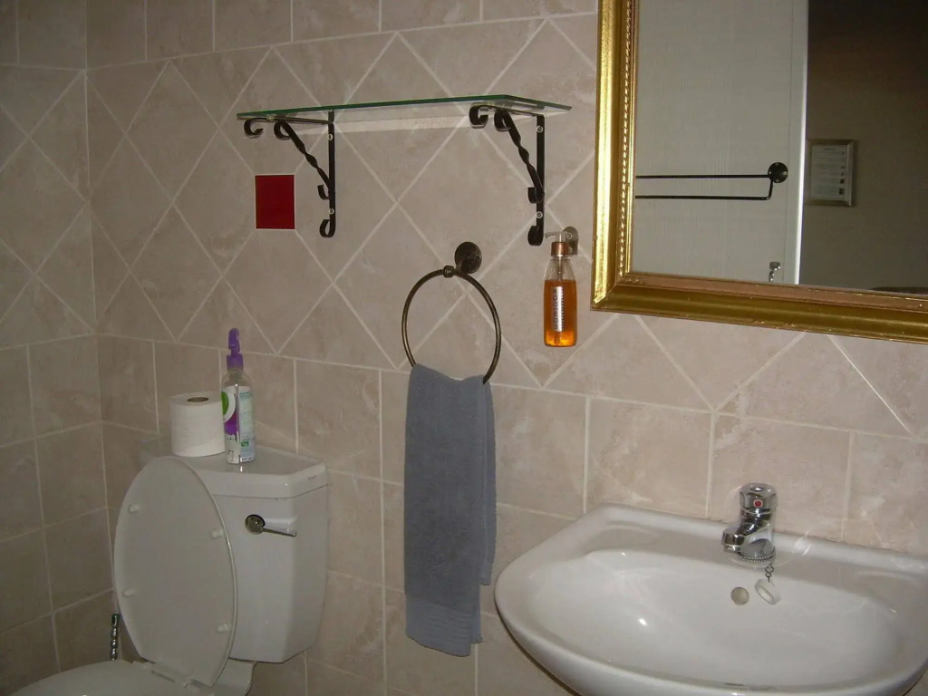 Matoppi Guest House