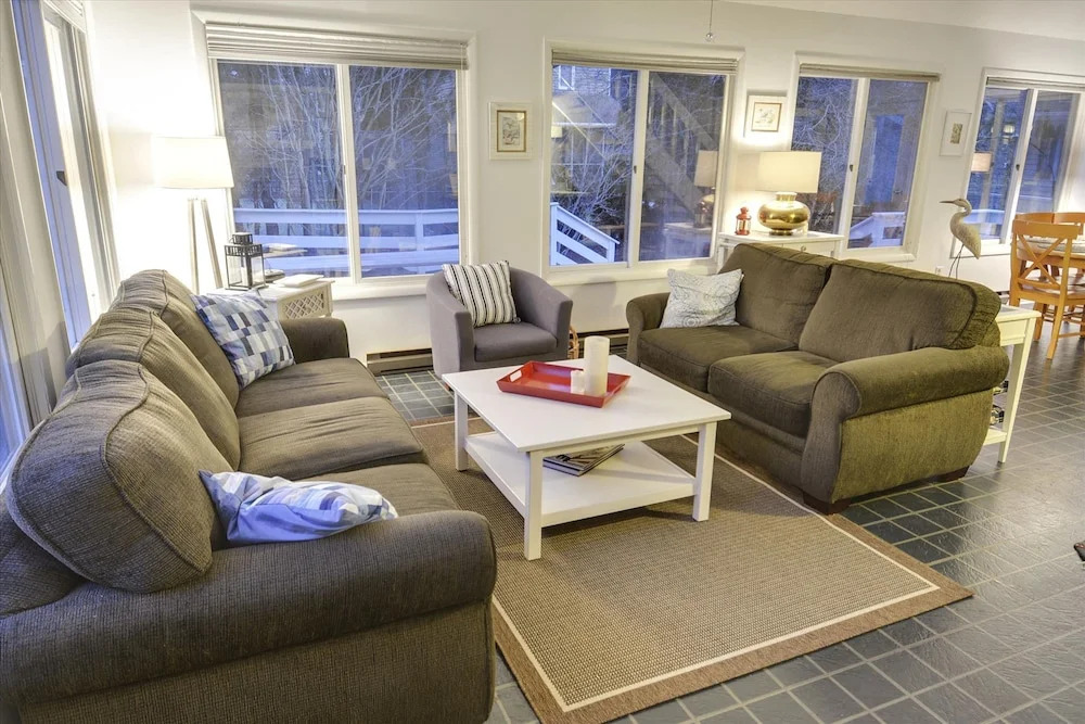 Just Beachy 644 Tingle Ave by Long & Foster