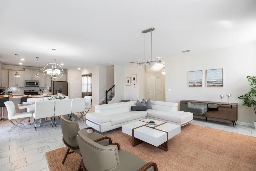 2957 FS - Luxury Oasis: 6BR Villa Pool Game