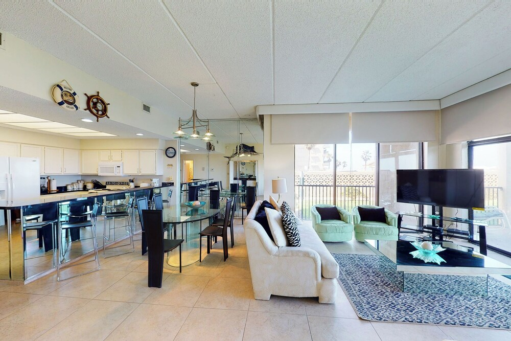Gulf-view 3br, Patio, Yard: Suntide III - Unit 101