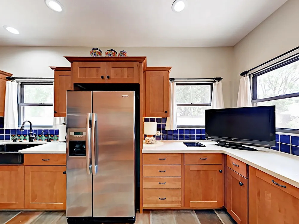 434 Vine Street House 3 Bedrooms 2 Bathrooms Home