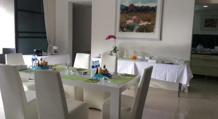Svea  Haris Loch Palm Villa