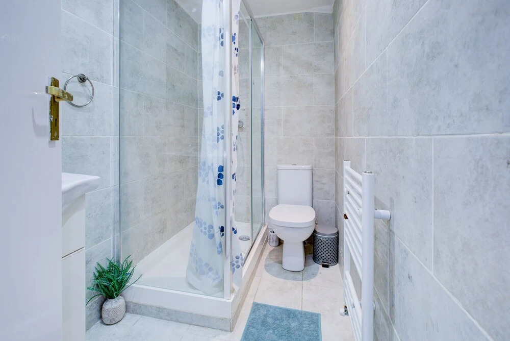 Family Studio for 4-3-2-1 Persons Central London