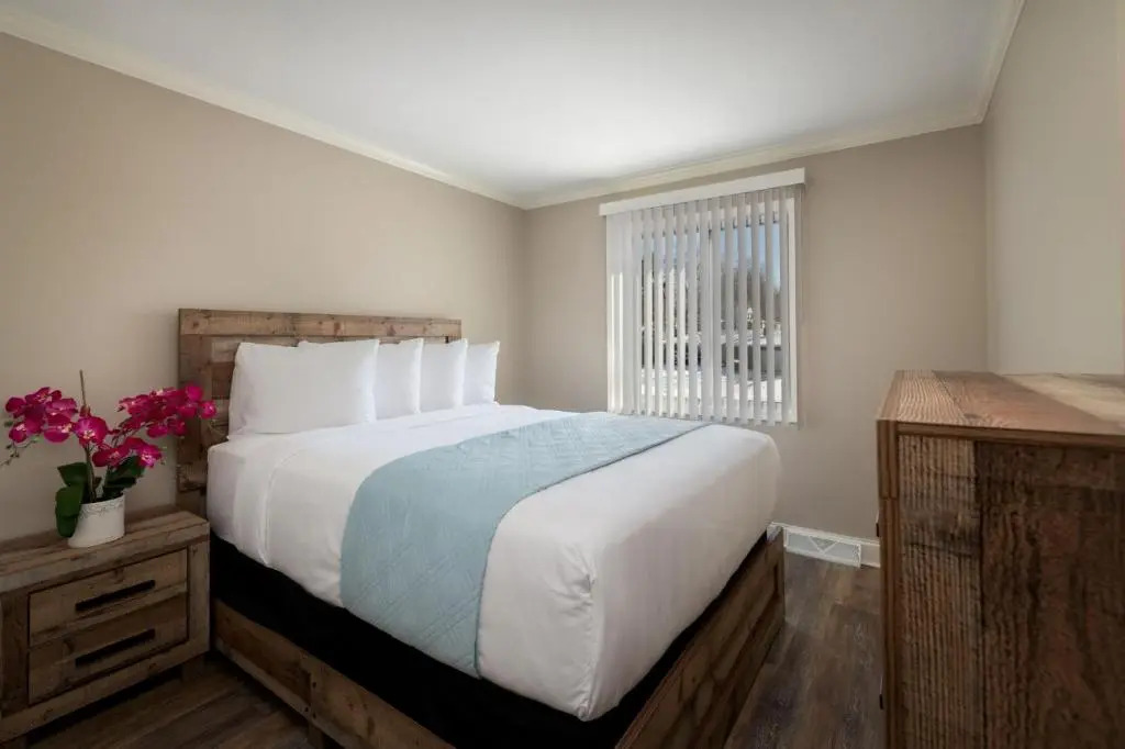 Natura VUE Resort & Boathouse