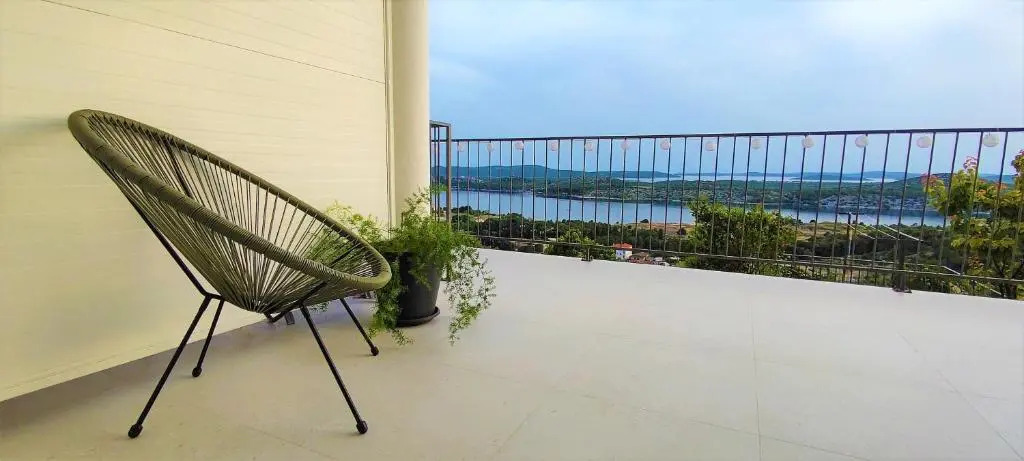 Archipelago Apartment