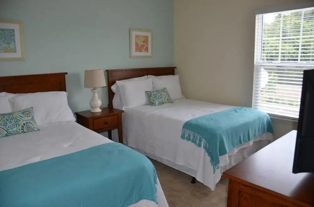 Lucaya 4 Bedrooms 3 Baths Townhome!
