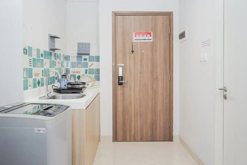 Elegant and Comfort Studio at Skandinavia Apartment
