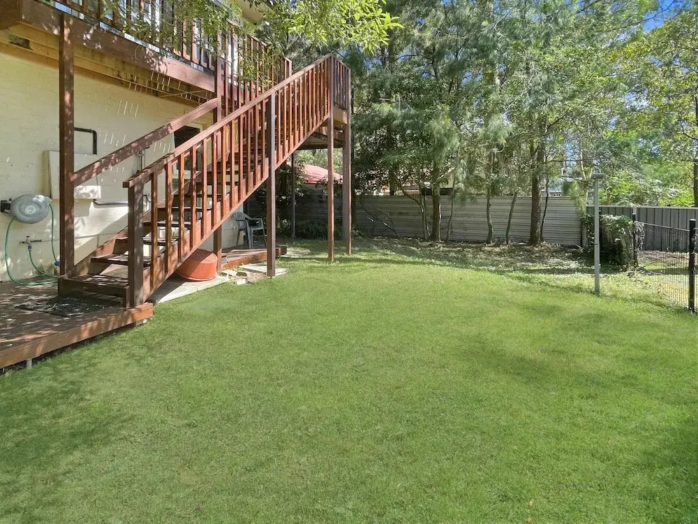 Riverside 3-bed Townhouse With Spacious Deck & BBQ