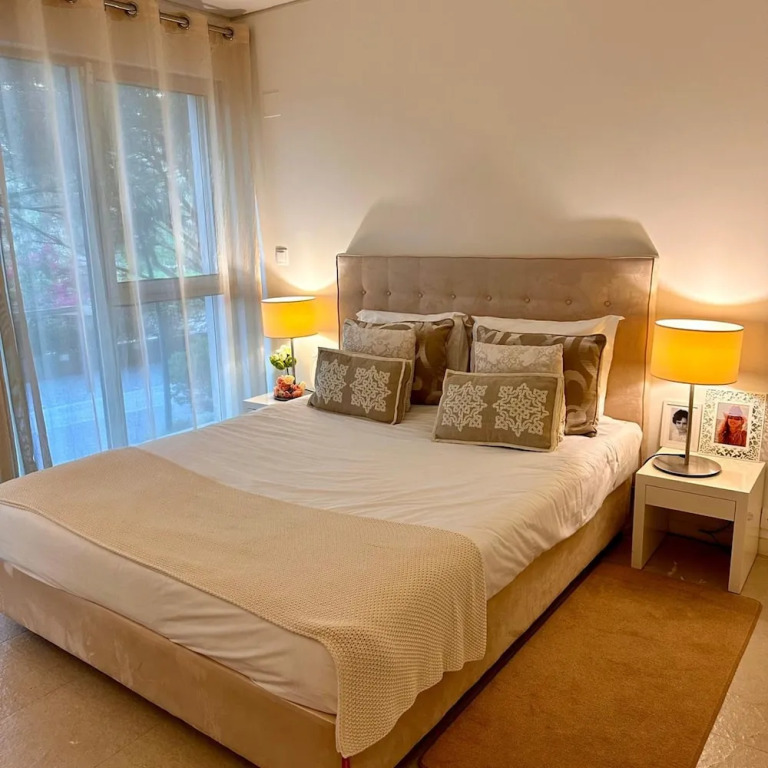 Tr ia Amazing Seaview Apartment