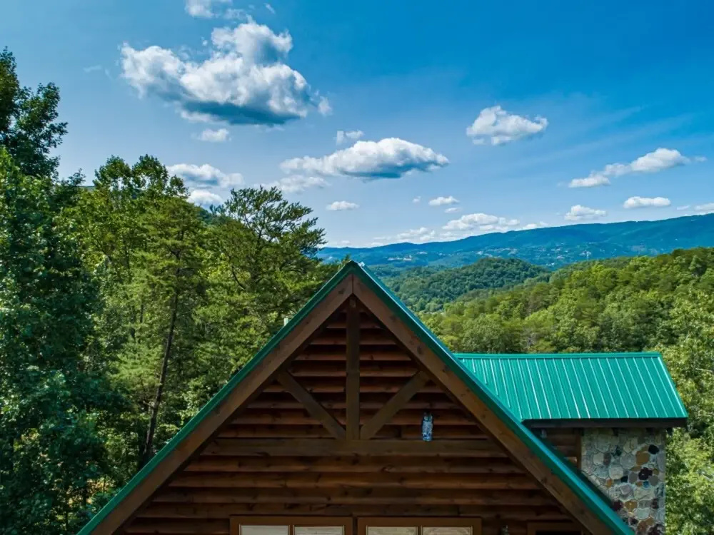 Cades Cove by Avantstay Treetop Haven in Smokey Mountains w/ Hot Tub, Game Room & Home Theatre