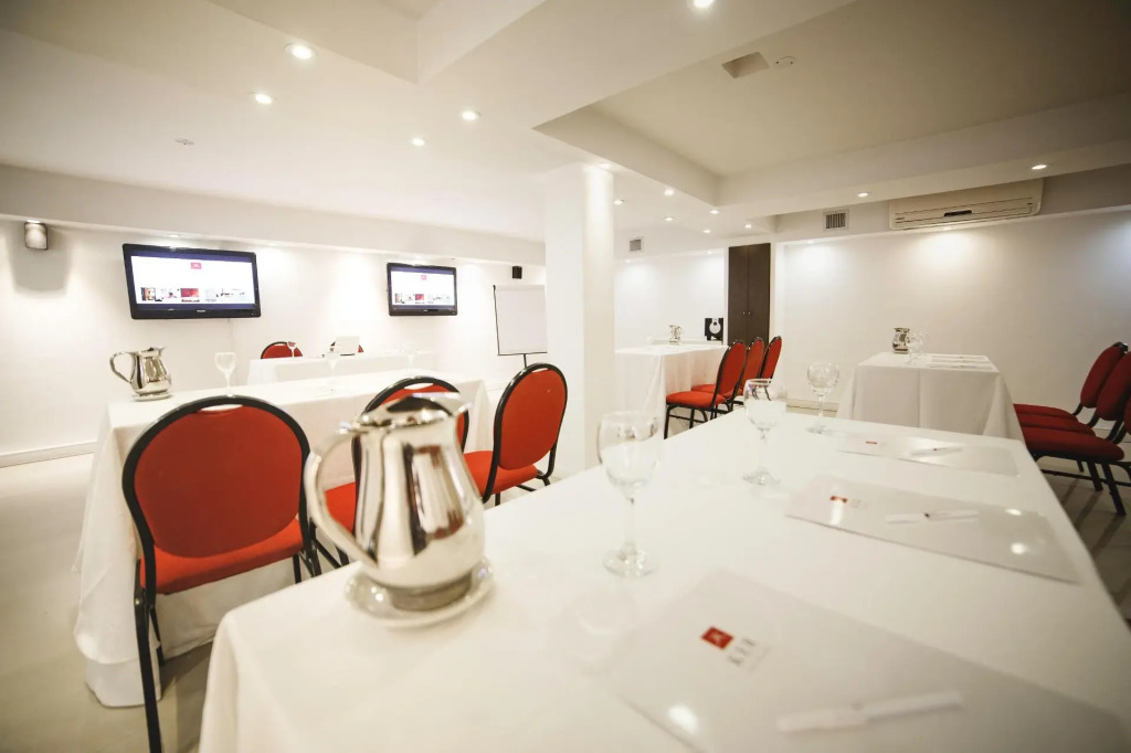 Ker Urquiza Hotel