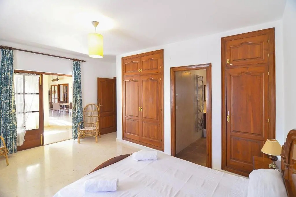 Villa Moskoa - PlusHolidays