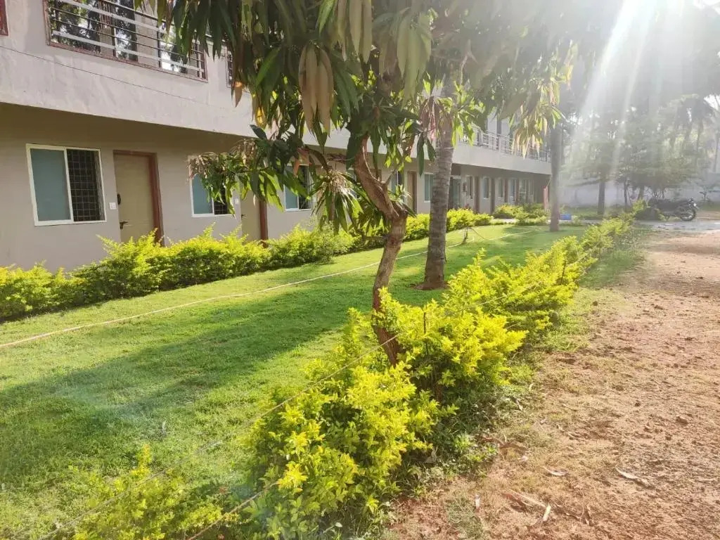 Yeshwitha Residency by OYO Rooms