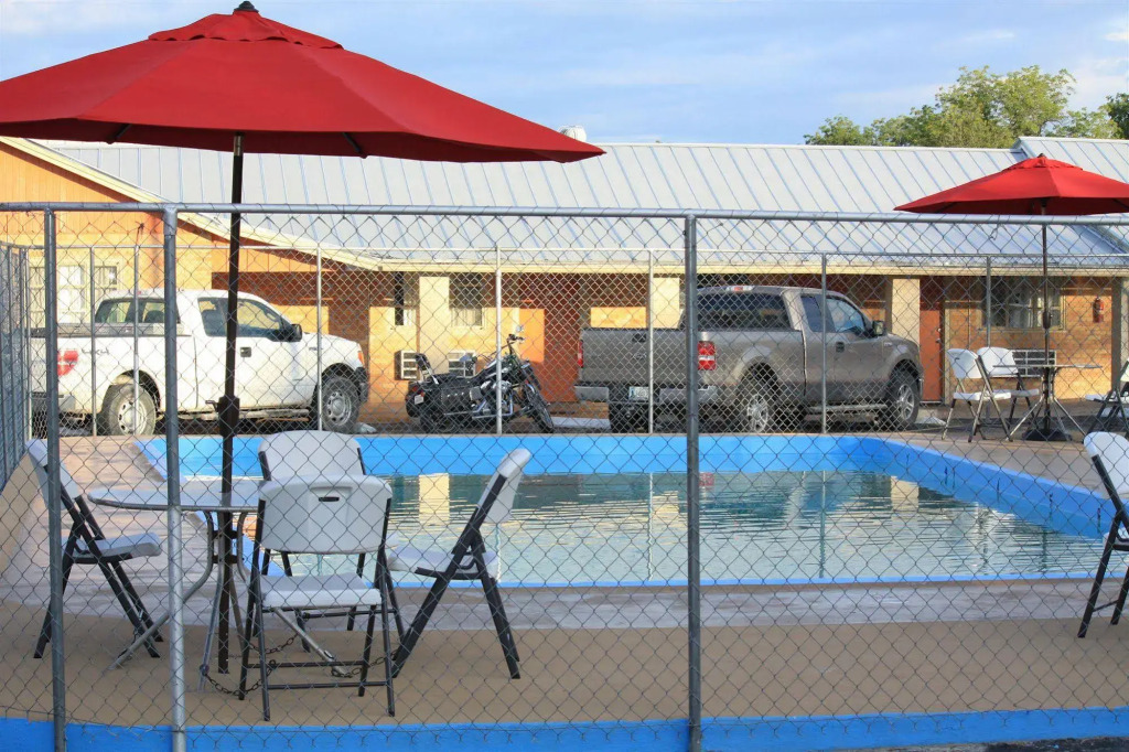 Sun Valley Motel Junction