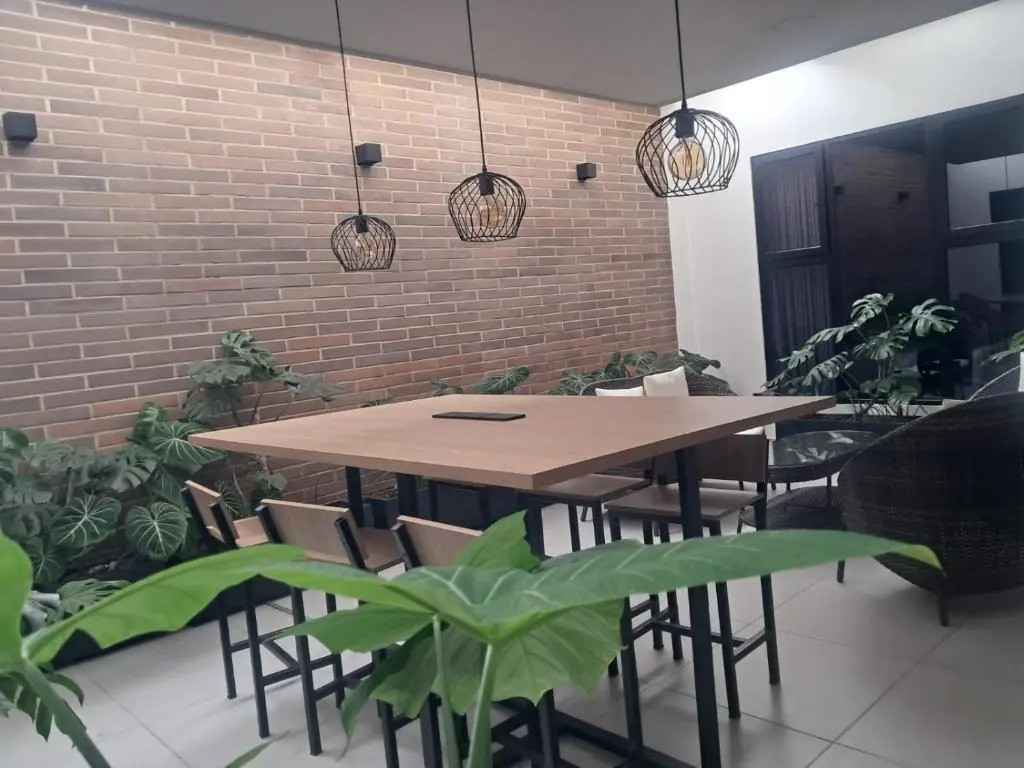Hotel ECO 44