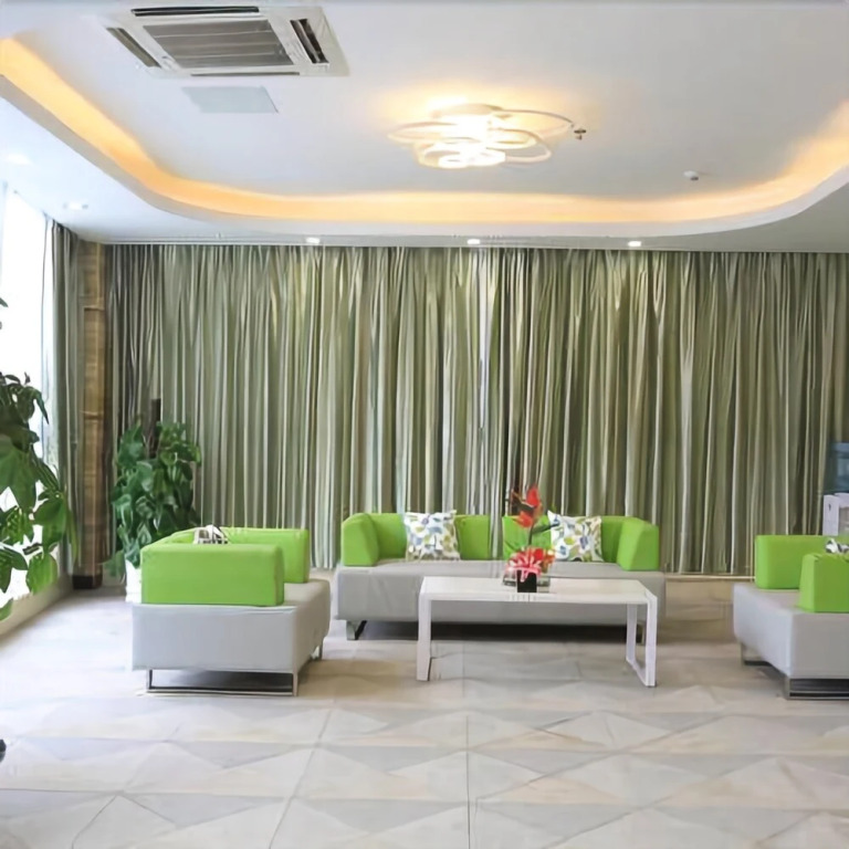 Hengqin Yazhou Senlin Apartment Hotel