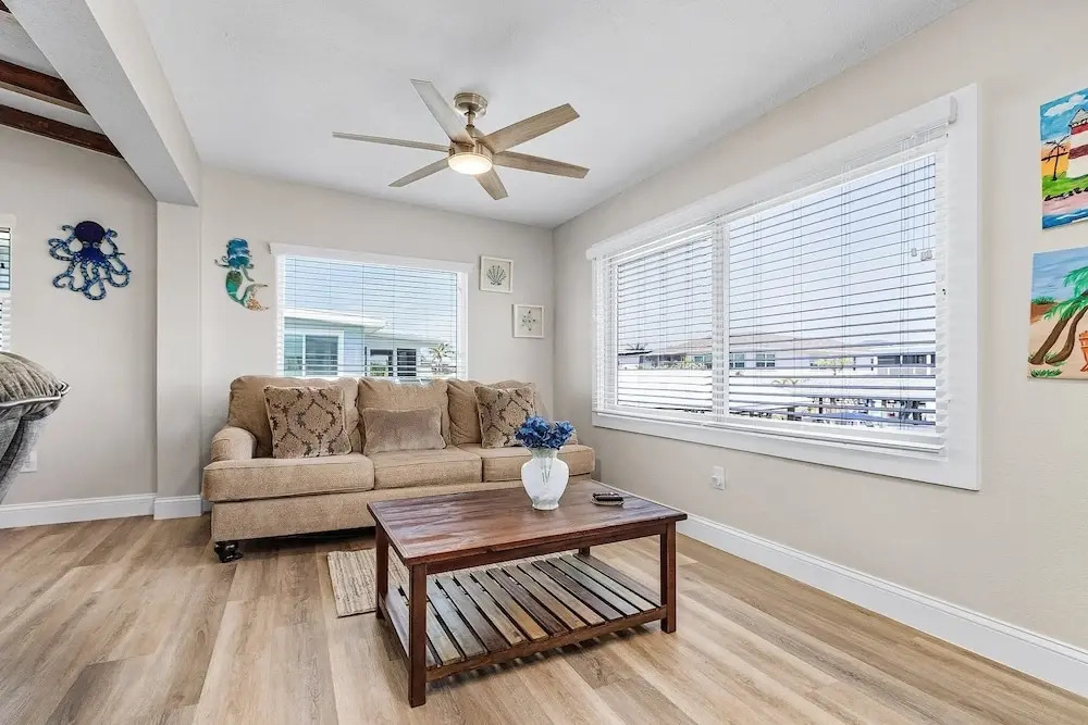 320 Bayland Breeze: Pet-friendly 2br W/ Water Views! 2 Bedroom Home